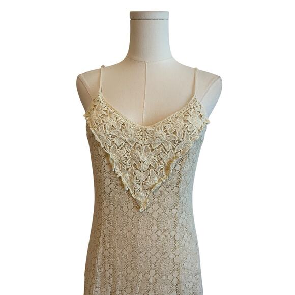 Flying Tomato Crochet Babydoll Maxi Dress Size M Lace Stretch Peasant Romantic - Picture 4 of 9